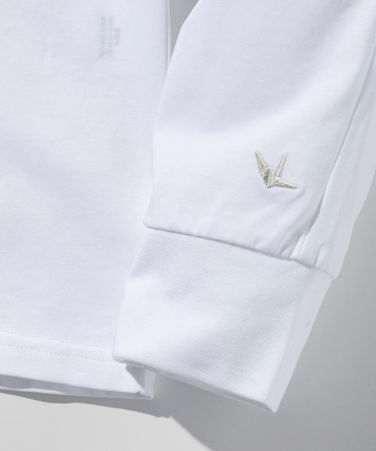 1PIU1UGUALE3 RELAX ジュエリーロゴロングTシャツ