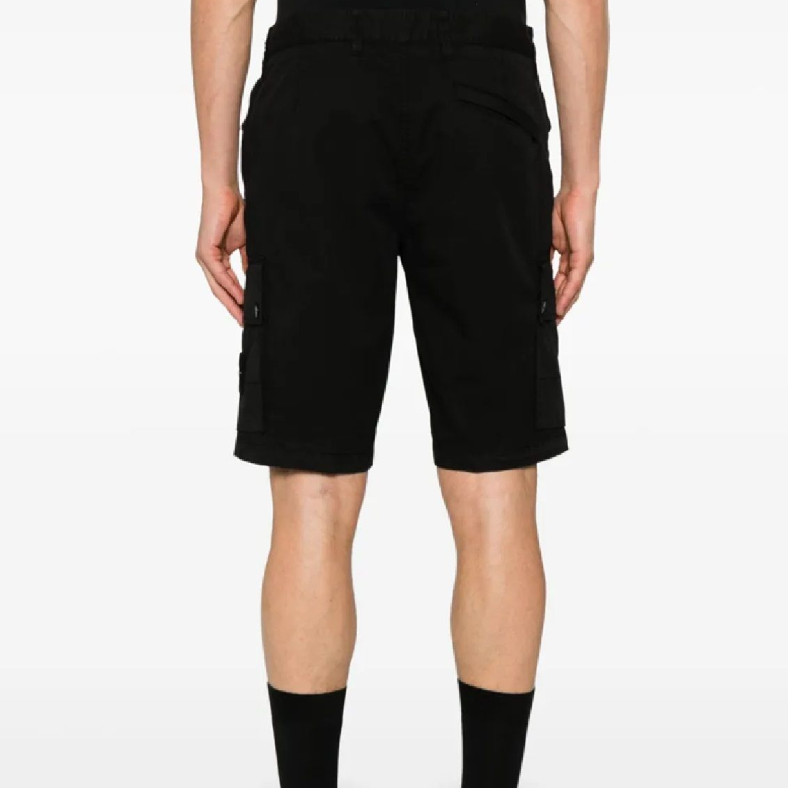 STONE ISLAND ショートパンツ