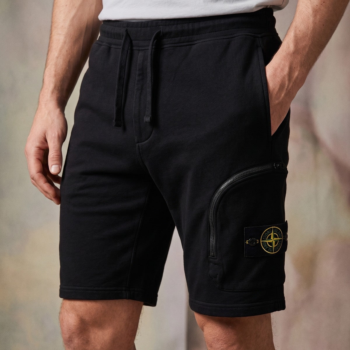 STONE ISLAND ショートパンツ